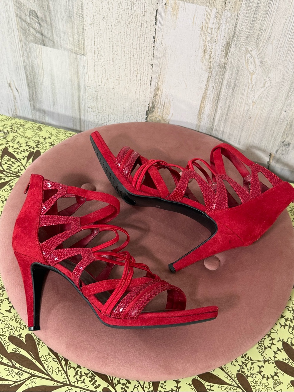 Impo Red Strappy 4” High Heels - Picture 11 of 12